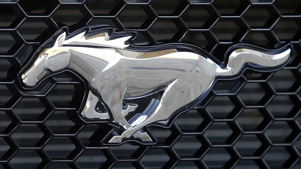 Nový Ford Mustang je za rohem, v upoutávce zní osmiválec